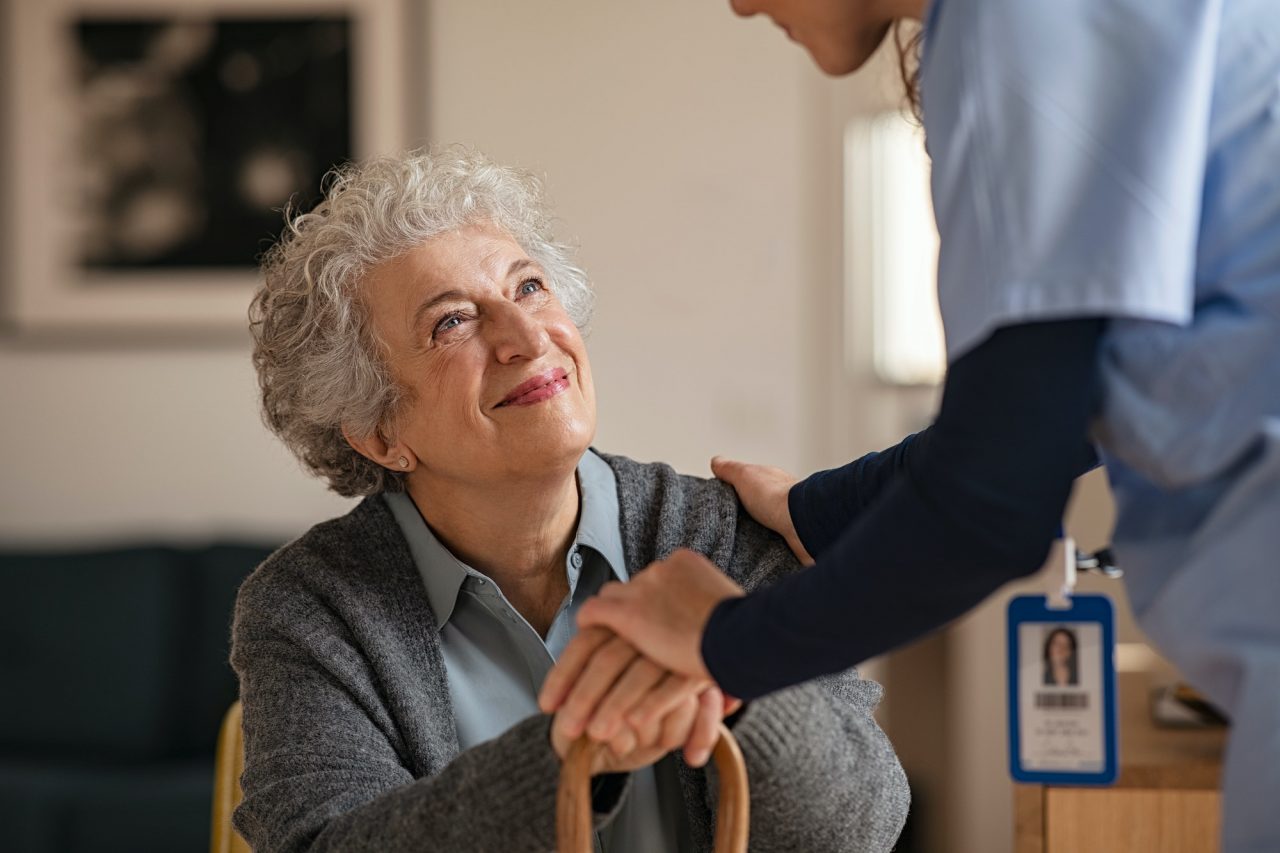 nurse-take-care-of-senior-woman-2